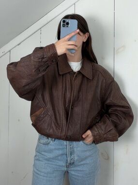 Vintage Wilsons Adventure Bound Brown  Leather Bomber Jacket Faded Patina Mens M